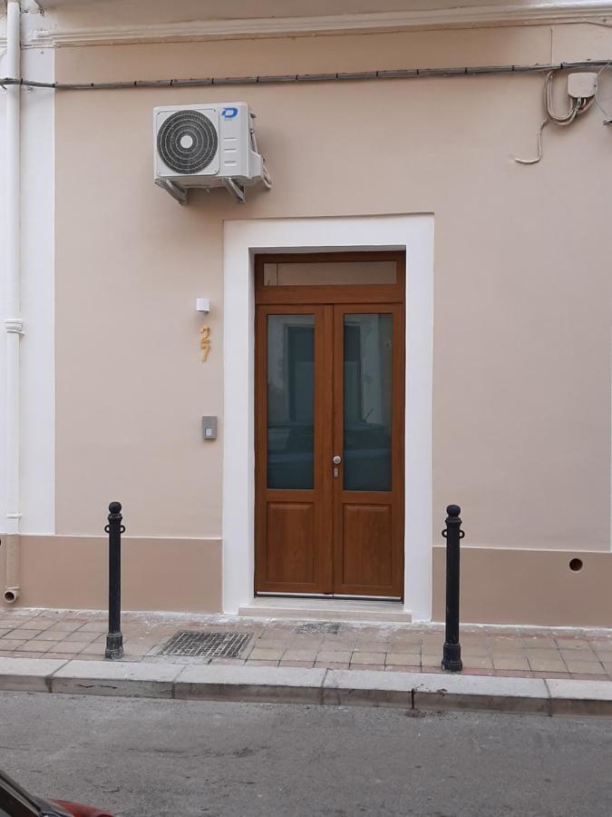 Bed Casa Vacanza Via Gallipoli - Corte Bari Brindisi Exterior photo