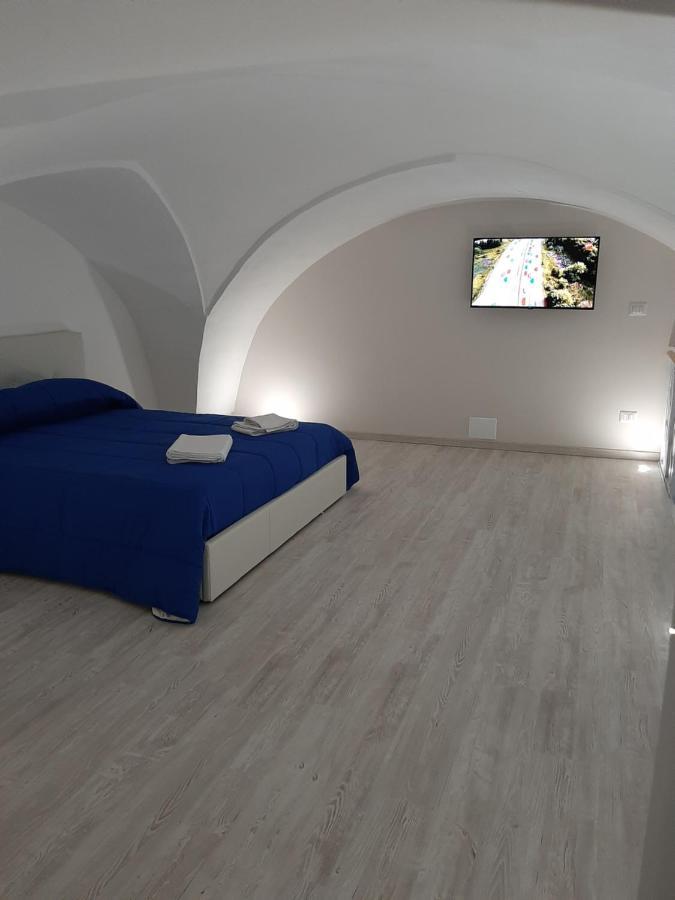 Bed Casa Vacanza Via Gallipoli - Corte Bari Brindisi Exterior photo
