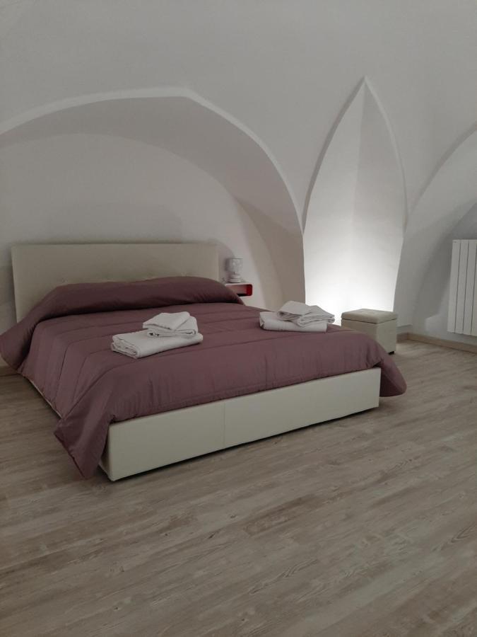 Bed Casa Vacanza Via Gallipoli - Corte Bari Brindisi Exterior photo