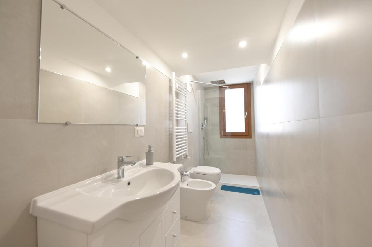Bed Casa Vacanza Via Gallipoli - Corte Bari Brindisi Exterior photo